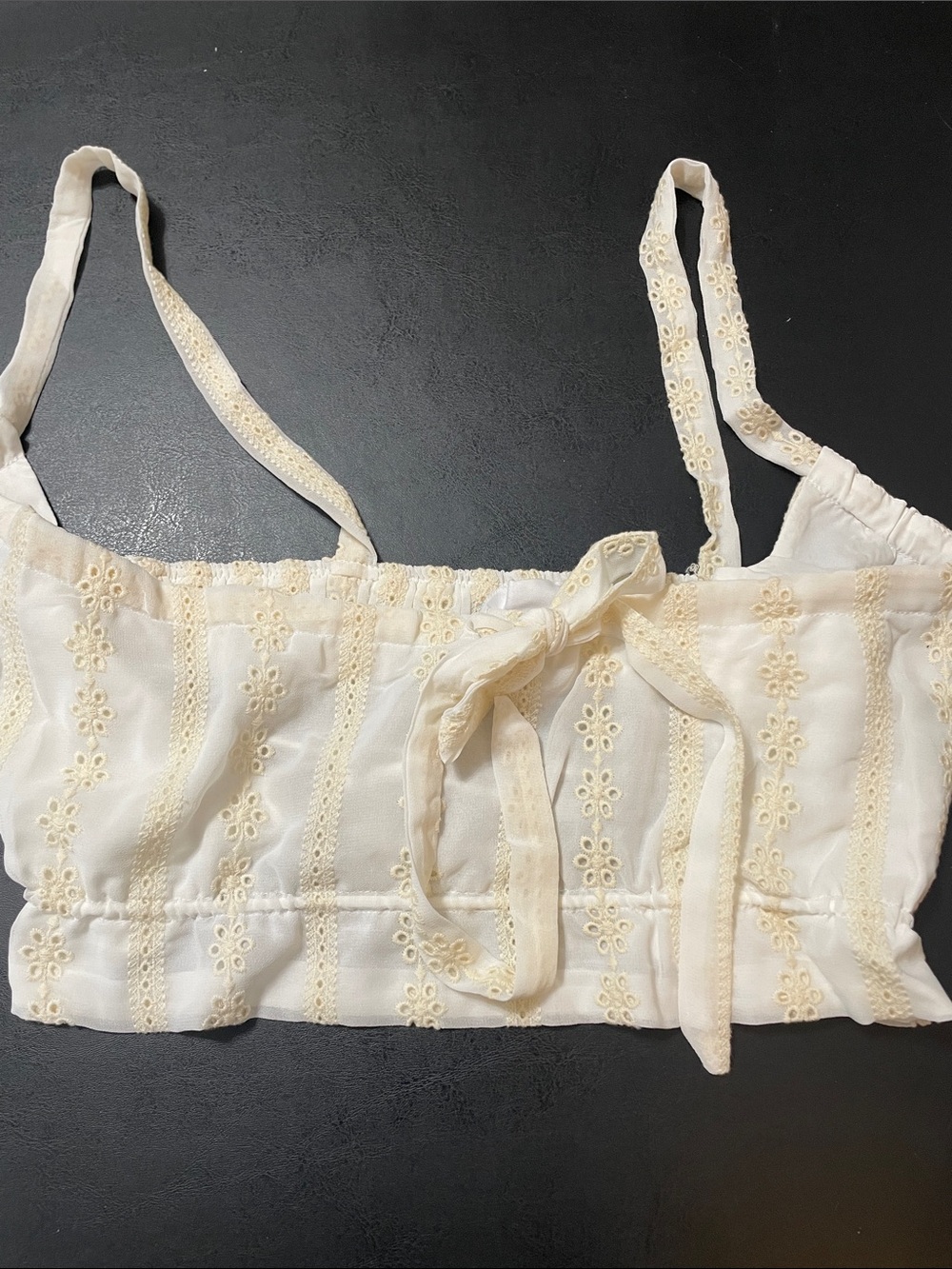 Sky to Moon Cream Eyelet Tie-Front Crop Top Sz. M ( runs small ) NWOT